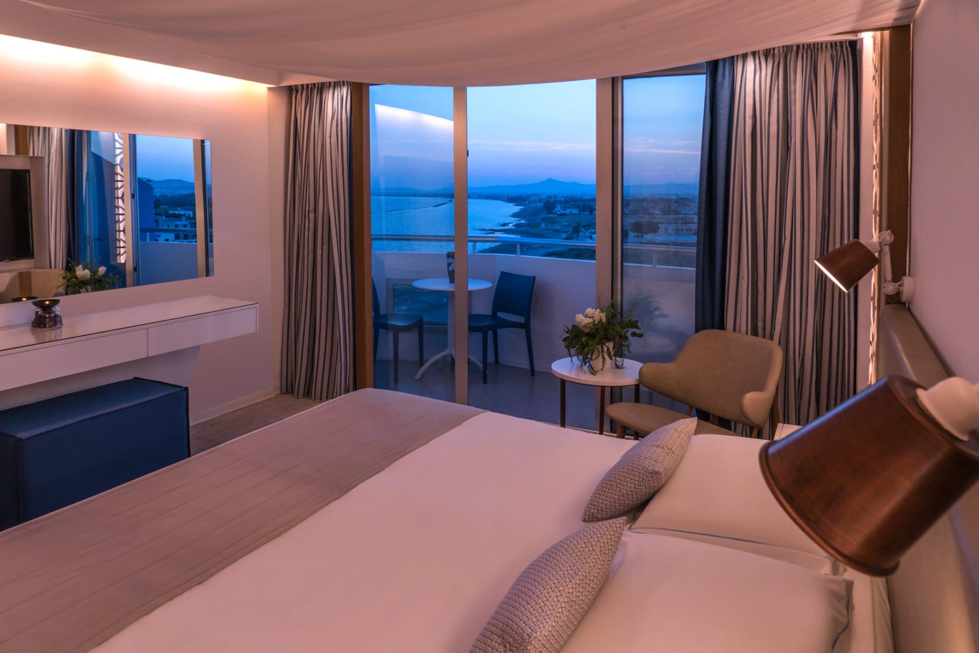 Front Sea View Room